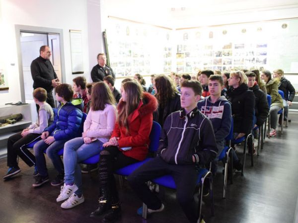 Bjelovarski osnovci posjetili spomen sobu Udruge ‘Bilogora ‘91’