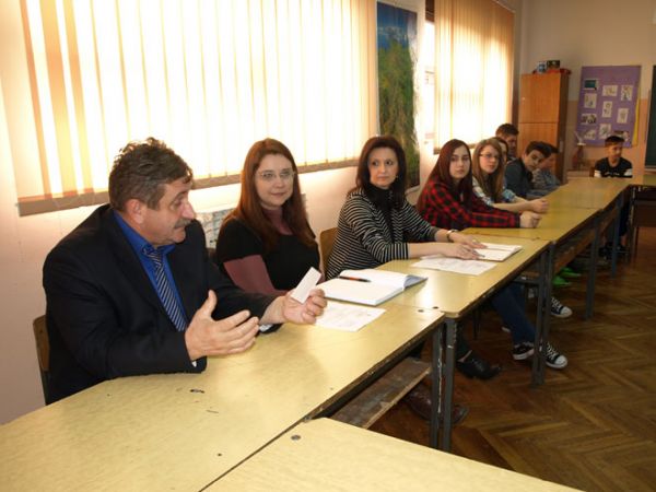 DJEČJE GRADSKO VIJEĆE   U proračunu za dječje igralište rezervirano 150 000 kuna