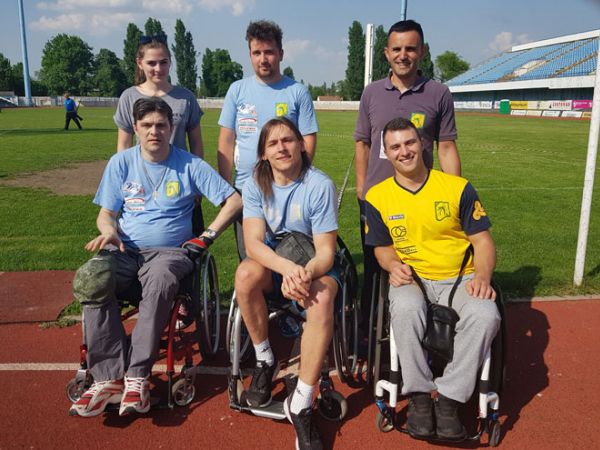 Atletičari odlični na natjecanju u Vinkovcima !