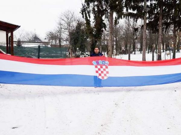 Na grubišnopoljskom vatrogasnom tornju zavijorit će se zastava s kninske tvrđave !