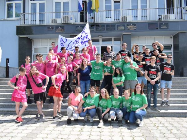 Grubišnopoljski maturanti proslavili zadnji dan nastave