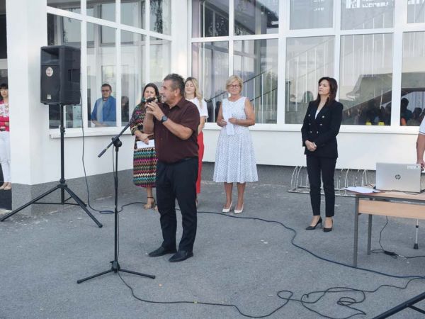Nova školska godina u OŠ I.N. Jemeršića počela s čak 25 učenika više nego lani !