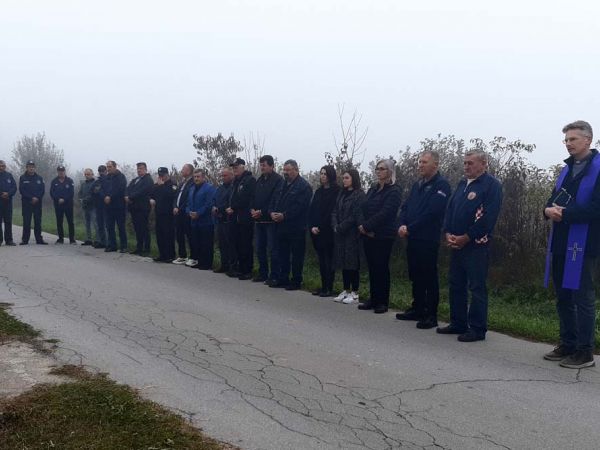 Obilježena 33. godišnjica pogibije branitelja Velimira Bijelića i Josipa Romozija