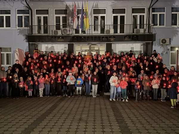 I u Grubišnom Polju zasvijetlili Vukovar i Škabrnja