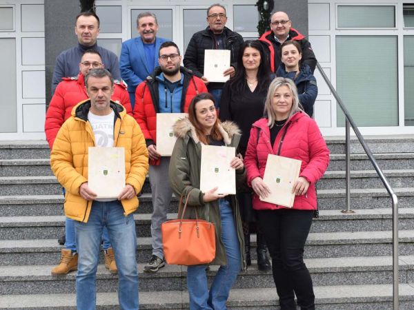 U ovoj godini putem Javnog poziva za bespovratne potpore malom i srednjem poduzetništvu iz proračuna izdvojeno 30.221 euro