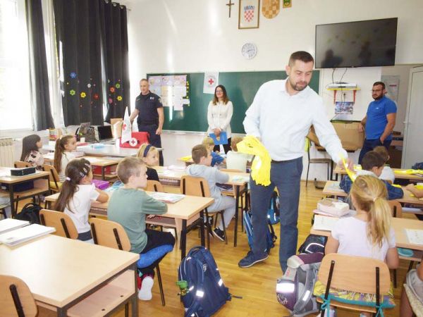 Sve za sigurnost grubišnopoljskih prvašića