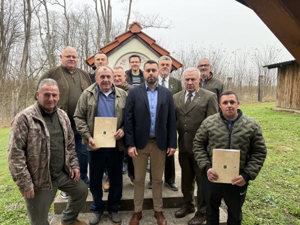 Potpisani ugovori s lovačkim i ribolovnim udrugama