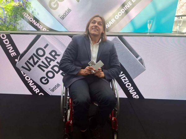 Deni Černi proglašen ‘Vizionarom godine’ u kategoriji sporta !