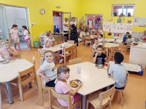 Gradu odobrena dva projekta koja će uljepšati boravak djece u vrtiću i njihovo slobodno vrijeme