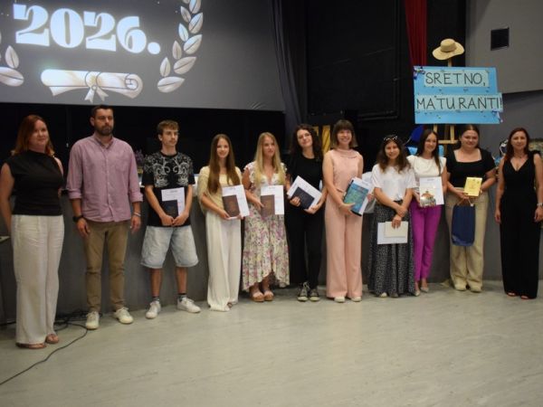 Superodlikaši su: Lana Barišić, Mila Herclik, Ana Jagodić, Dorijan Vacek i Ema Bogdan ! Superodlikaši su: Lana Barišić, Mila Herclik, Ana Jagodić, Dorijan Vacek i Ema Bogdan !
