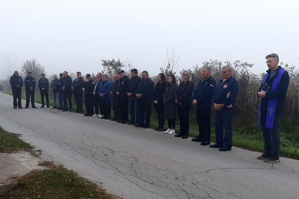 Obilježena 33. godišnjica pogibije branitelja Velimira Bijelića i Josipa Romozija