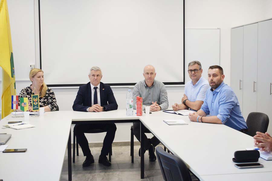 Državni tajnik Tugomir Majdak u radnom posjetu Grubišnom Polju
