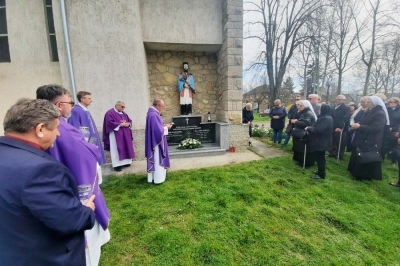 Blagoslov grobnice svećenika don Josipa Klenovšeka i don Josipa Košćaka