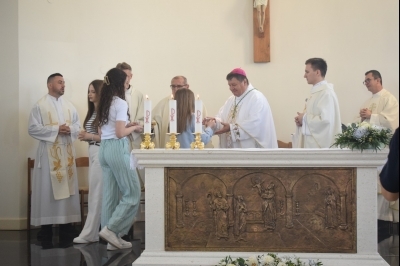 Posveta oltara u crkvi Svih svetih Veliki Zdenci