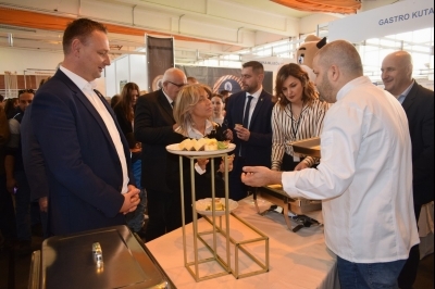 19. Gospodarski sajam sira, meda i vrganja