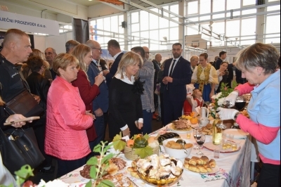 19. Gospodarski sajam sira, meda i vrganja